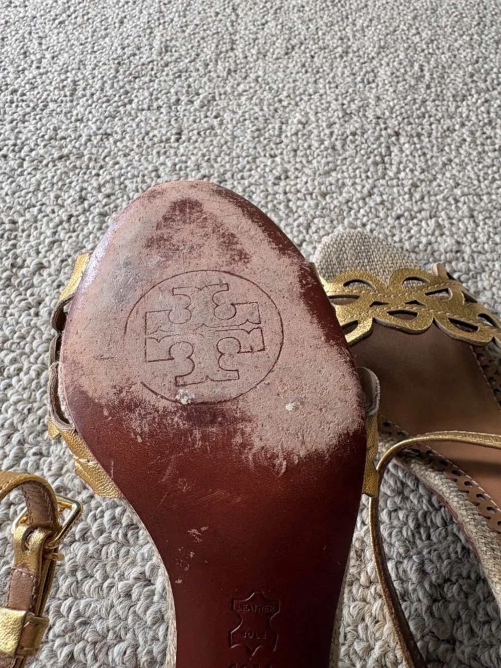Tory Burch Aileen Gold Metallic Cutout Heels Sandals Sz 10 Glam Chic